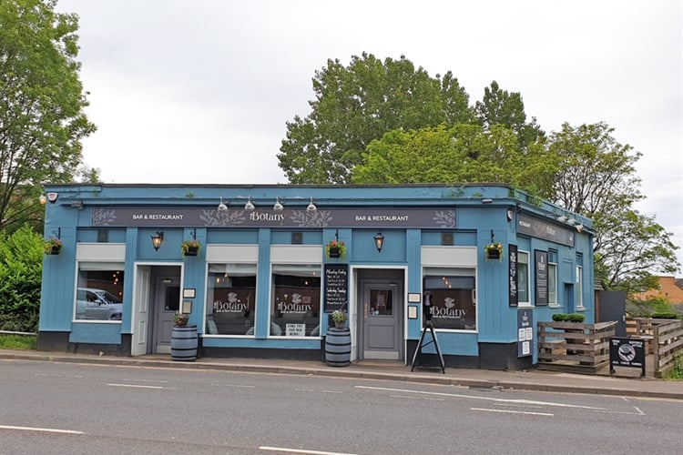 The Botany is a well established bar and restaurant on Maryhill Road that is on the market for £75,000 with a reported turnover of £389,161. 