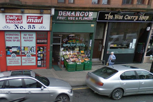 Demarco’s was a popular fruit and vegetable shop on Byres Road where locals could buy the freshest of produce. 
