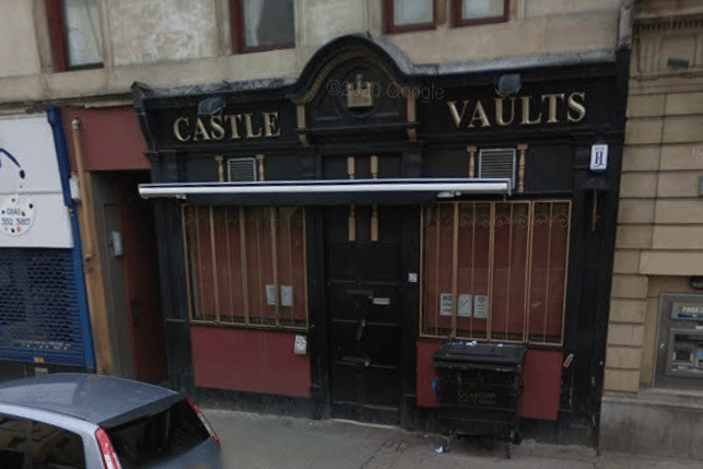 The Castle Vaults, opened in 1880, is a Glaswegian pub through and through, and is a perfect addition to any Sub Crawl.