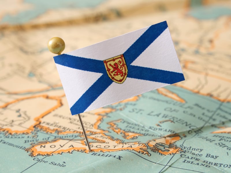 This is true in many ways. Last year, we discovered that the largest group that was learning Scottish Gaelic on Duolingo was the USA; making up 37% of all learners while the UK staggered behind at 25%. Ironically, Canada fell even further behind at 6% but in the nation’s history Gaelic was once the third most spoken language. According to the Nova Scotia website: “As many as one hundred thousand Nova Scotians spoke Gaelic as their mother tongue in 1900. Today, estimates claim there are between 1000 and 2000 Gaelic speakers and learners in the province.” Not surprising for a place named “New Scotland”.
