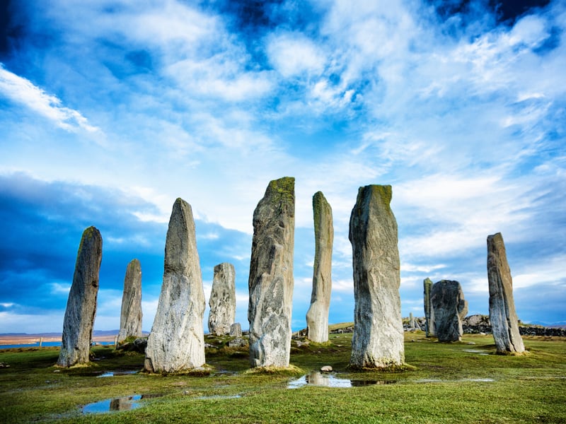 Even though Scottish Gaelic has been spoken all over Scotland, it is largely accepted that the heartlands of the Celtic tongue are in the Highlands and Islands of the country. Especially in regions like the Isle of Lewis in the Outer Hebrides, visitors can enjoy the experience of naturally stumbling into Gaelic. (Note from the author: on my trip to Stornoway, the main town on Lewis, I organically met a lovely dog walker who was commanding her dog in Gaelic. As a proud owner of the “Teach your dog Gaelic” book by Anne Cakebread, telling the pooch to “suidh” (sit) and seeing it work was nothing short of awesome.)