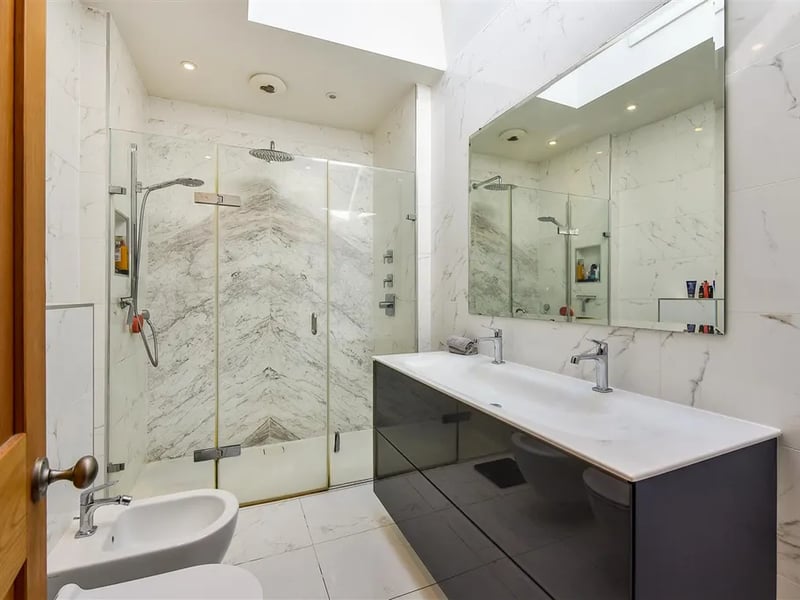 Another en-suite