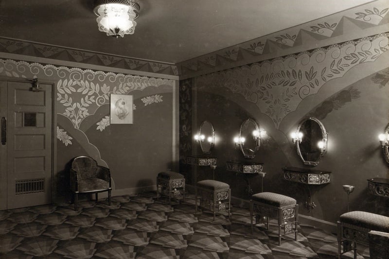 View of the ladies powder room at the Paramount Theatre, Pilgrim Street, Newcastle upon Tyne, September 1931 (TWAM ref. DX1677/1/1).