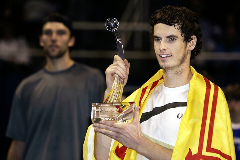 Murray returned to San Jose to successfully defend his title - defeating Ivo Karlovic of Croatia in the SAP Open final.