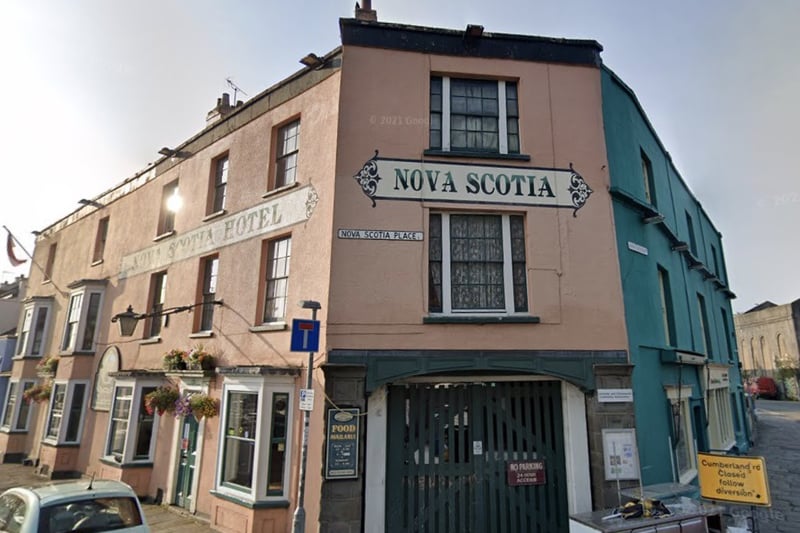 The Grade II-listed Nova Scotia dates from 1811 and was originally three houses before it became a dockside coaching inn. It has a spacious bar and a tiny ‘captain’s cabin’ snug. Soak up the real ale and traditional cider with one of the legendary doorstep sandwiches.