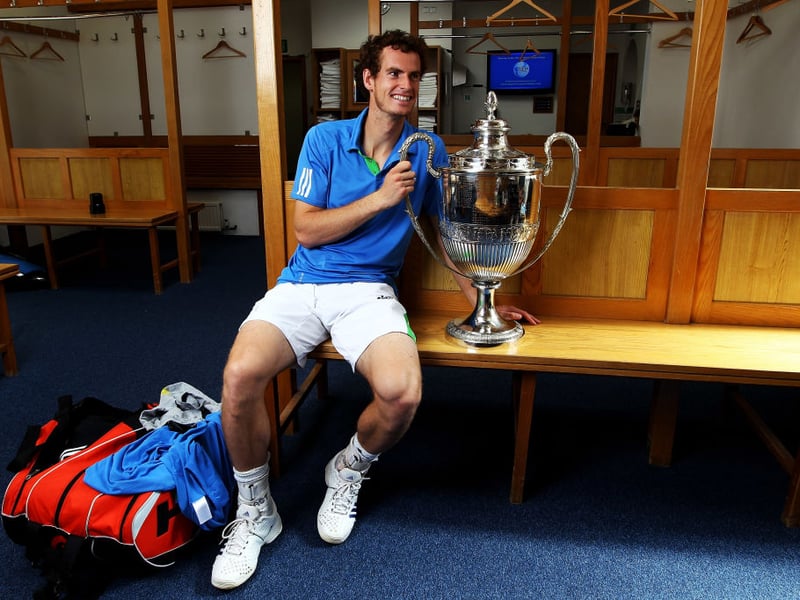 A second Queen's Club win - the traditional curtain-raiser for Wimbledon, gave Andy Murray his first title of 2011. He beat Jo-Wilfried Tsonga of France in the final.