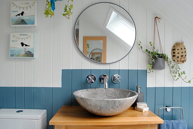Everywhere you look in Lochbay there are delightful design touches - including in the bathroom.