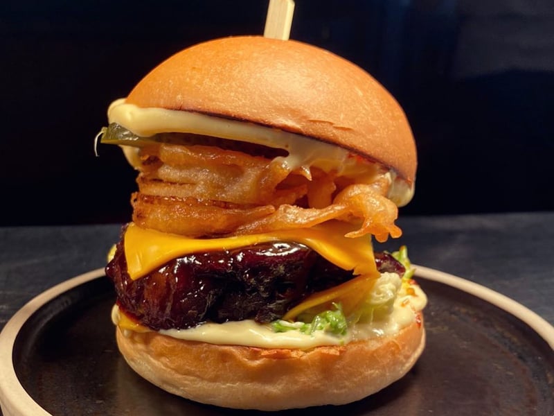 Partick Duck Club have been serving locals since 2017 with a focus on quality comfort food. Be sure to try their glazed 24 hour beef short rib, double American cheese, truffled lettuce and a crispy fried onion ring on a Freedom Bakery bun.