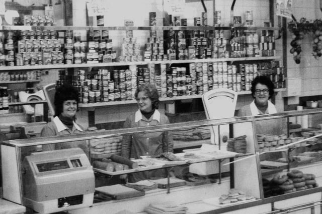 Staff at Dicksons working hard to provide food to the North East in 1973.