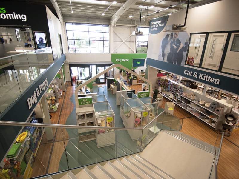 The Leeds Birstall pet care centre on Spring Ram Retail Park has undergone significant investment to refurbish the entire store, with a new customer experience throughout including in its Pets Grooming centre, as well as a major extension of the Vets for Pets practice within the store. 
