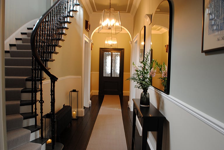 The interior of the Old Manse was inspired by British textile designer William Morris. 