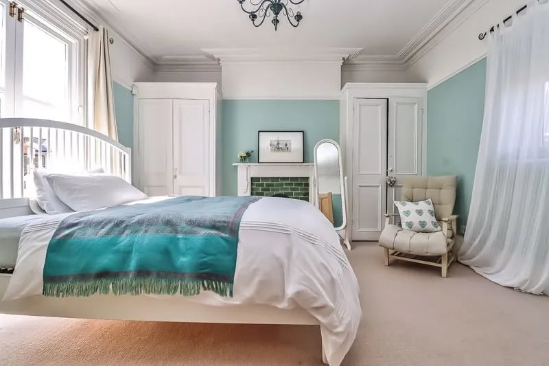 Another bedroom
