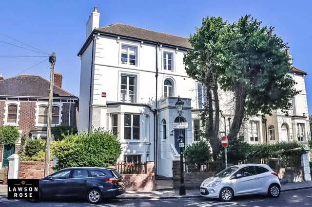 This property is located on Albany Road