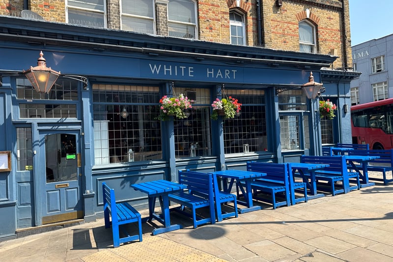 Directly opposite The Alma is the White Hart. While its outdoor seating is limited, there are benches outside the front and a smaller space out the back. (Photo Jack Abela)