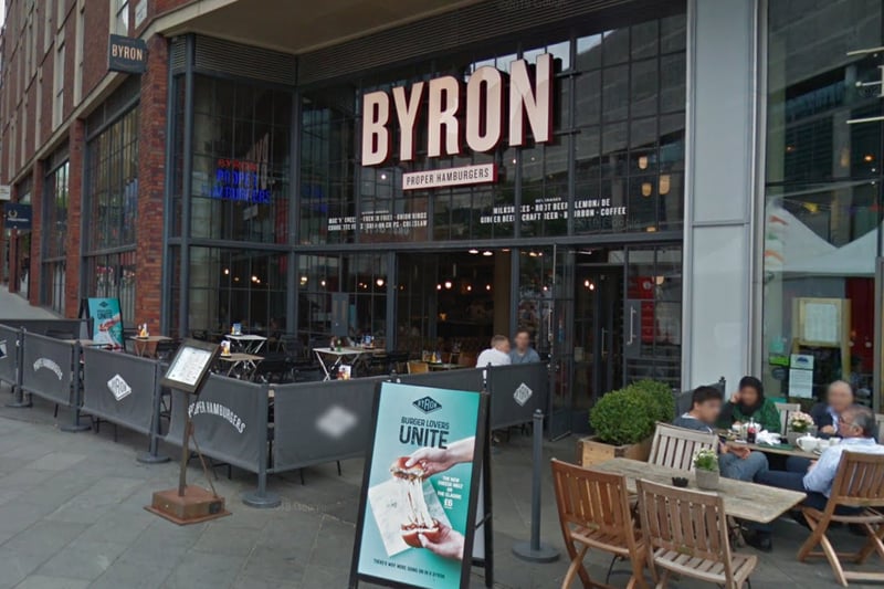 ⭐ Byron has a 4.3  rating on Google Reviews from 1.8k reviews and was handed five stars by the Food Standards Agency in April 2021. 📝 American-inspired chain diner serving posh hamburgers with a choice of toppings, sides & salads. 💬 “Decent burgers and friendly staff, good beer too, nice open kitchen and clean and tidy, good choice on the menu. Excellent location.”
