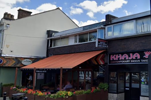 Khaja is an award winning takeaway in Woolton, serving delicious curries. Khaja has a 4.7 ⭐ rating on Google Reviews from 188 reviews and was handed five stars by the Food Standards Agency in March 2019. One reviewer said: “Price, delivery and service always spot on.”