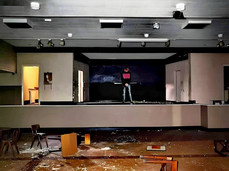 "I came across the social club which was used in the final scene, but I'd never seen any pictures of it since it closed.
Photo: KyleUrbex / SWNS