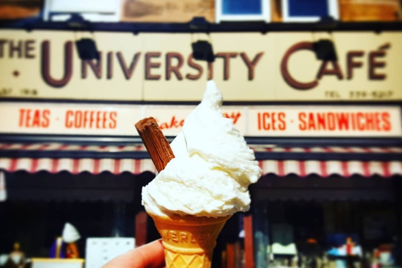 The University Cafe have been serving Glaswegians since 1918. Head here for some classic Glasgow dishes - you won't be able to resist a 99 ice cream cone. 