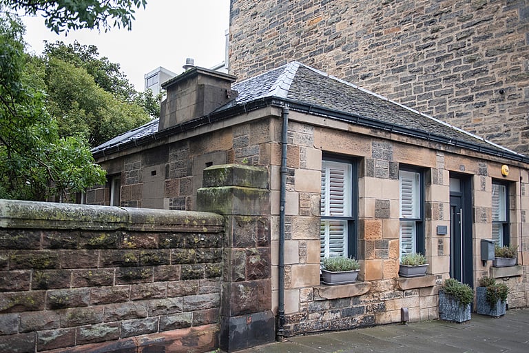A quirky Victorian renovation called the Old Train House, in Scotland’s Capital, was the first to be put through to the final representing the east of Scotland  – being awarded full marks for architectural merit, distinctive design and original style. The property is home to Christina, husband Ben, daughter Vesper and Watson the dog.