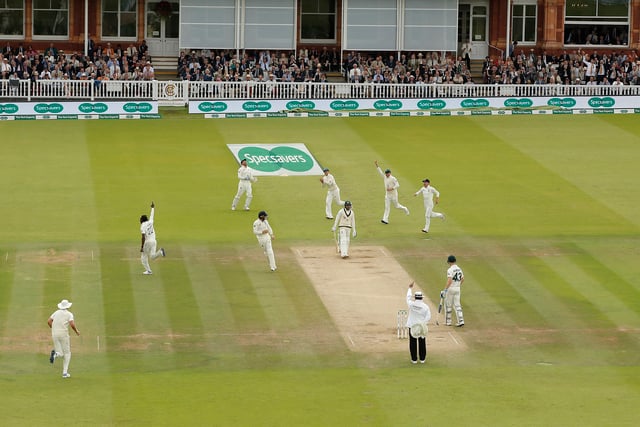 Usman Khawaja of Australia looks dejected after being dismissed by Jofra Archer of England during day five of the 2nd Specsavers Ashes Test between England and Australia at Lord's Cricket Ground on August 18, 2019 in London, England. (Photo by Ryan Pierse/Getty Images)