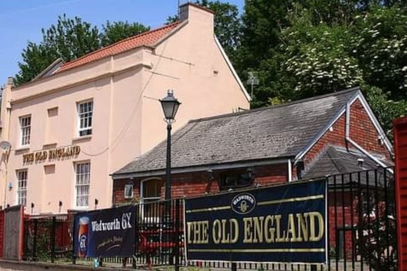 A favourite stopping point for cricket fans (legendary player WG Grace used to use the nets in the pub’s beer garden), the historic Old England is a useful place for commuters using Montpelier station.