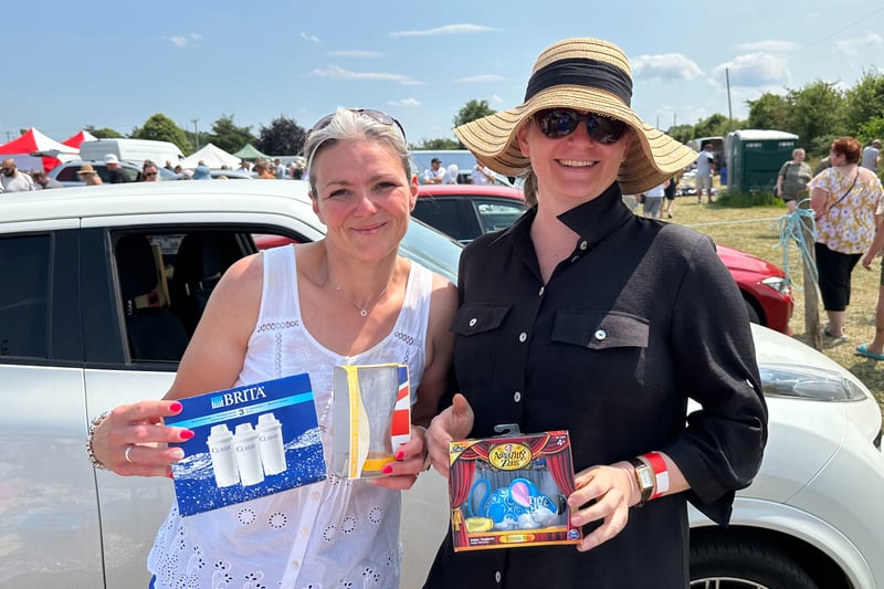 Sylvie William (left) is moving from Radstock to Midsomer Norton - so is holding a stall to get rid of items she no longer needs. “It’s a fun way to spend half a day,” she says as she sells an ornament for £1. She’s being helped by friend Eliza Tusz. 