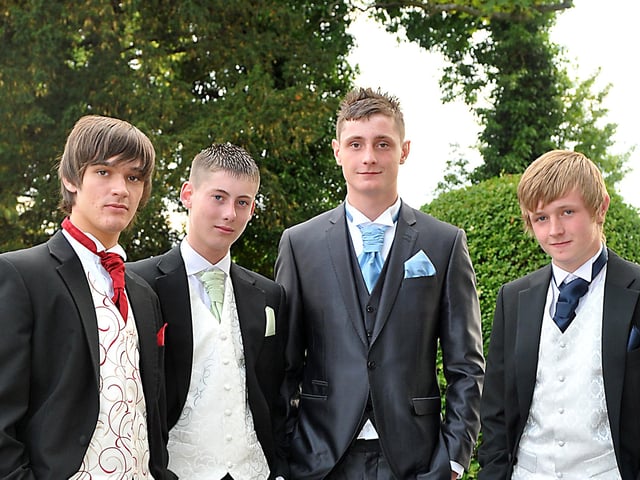 Four pals in the picture in this Red House scene.