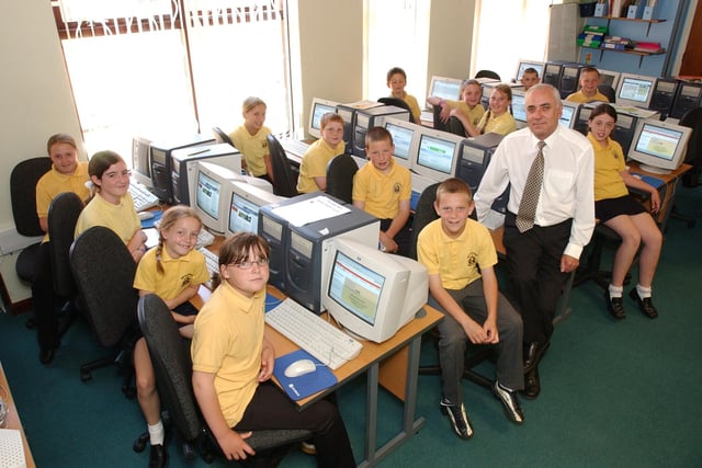 Pupils in the new computer suite at New Silksworth School in 2003.