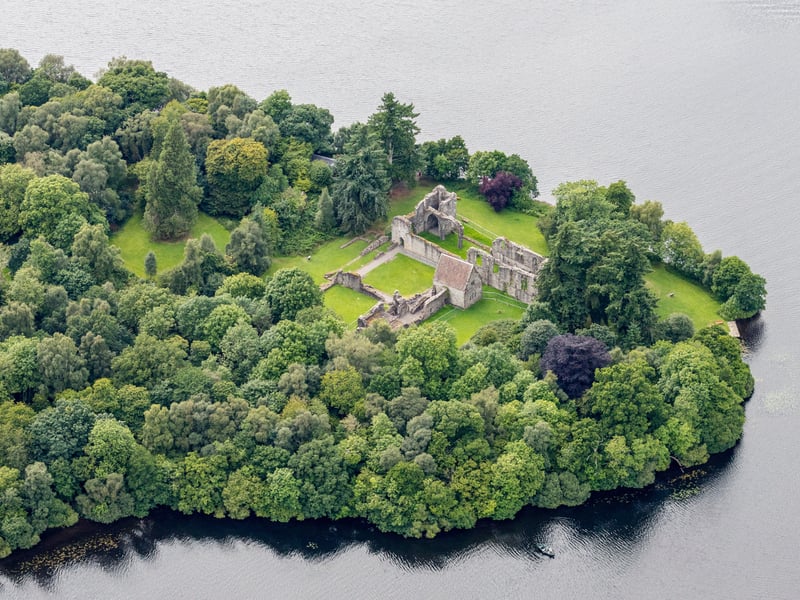 The priory rests on Inchmahome which is one of three islands located in the centre of the Lake of Menteith close to Aberfoyle. The name “Inchamahome” is derived from the Scottish Gaelic “Innis MoCholmaig” which means Island of St Colmaig. The priory served as a place of refuge for Queen Mary in 1547 following the Scots’ loss at the Battle of Pinkie Cleugh.