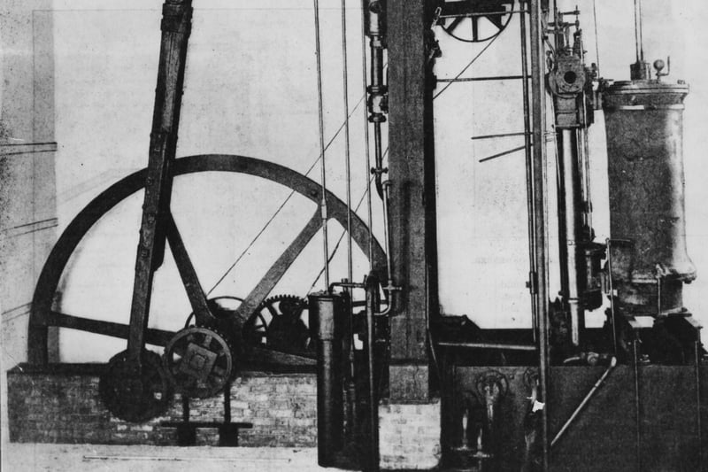 The Watt steam engine design became synonymous with steam engines, and it was many years before significantly new designs began to replace the basic Watt design. Inventors James Watt and Matthew Boulton agreed to fund development of a test engine at Soho, near Birmingham.
