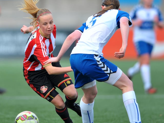 Beth Mead is recovering from injury at the moment but here she is on the attack for Sunderland against Durham in 2015.