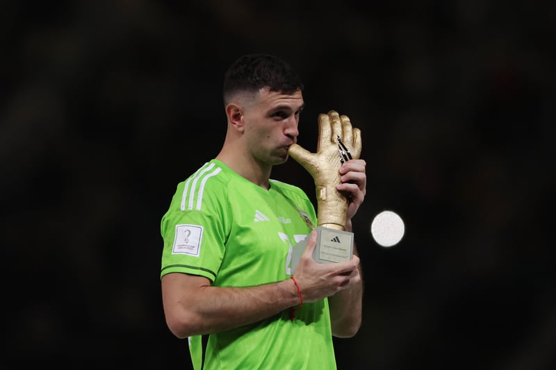 Absolutely no chance that one of the world’s best goalkeepers is replaced by Villa this summer and rumours of a potential departure are well wide of the mark. Martinez is dedicated to winning trophies here.