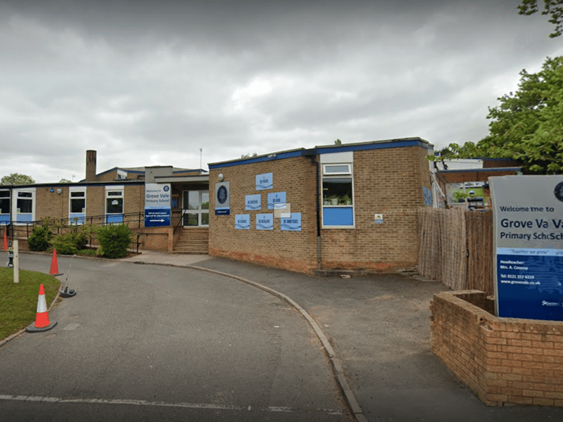 65% of parents who made it their first choice were offered a place for their child. A total of 32 applicants had the school as their first choice but did not get in