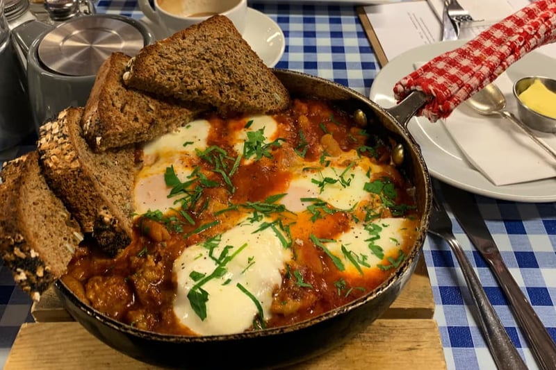 Singl-End have two venues to choose from in Glasgow with them having places in the Merchant City and Garnethil. Their meaty baked eggs is a standout brunch favourite served with sourdough toast. You can also opt for a veggie or vegan breakfast here, 