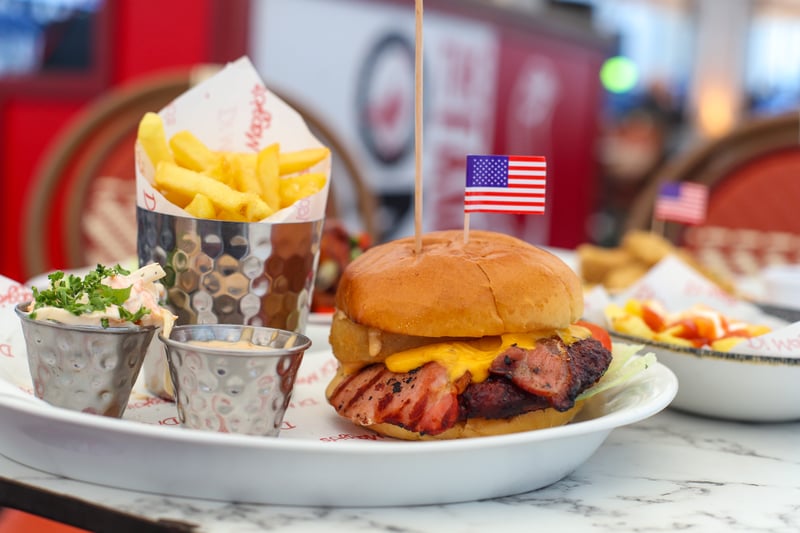 Di Maggio’s are launching a limited-edition menu from 4th-9th July: a celebration of Di Maggio’s Italian- American influence showcasing classic American dishes served up for celebration get-togethers. Pictured here is the new Hell’s Kitchen New York-inspired burger!