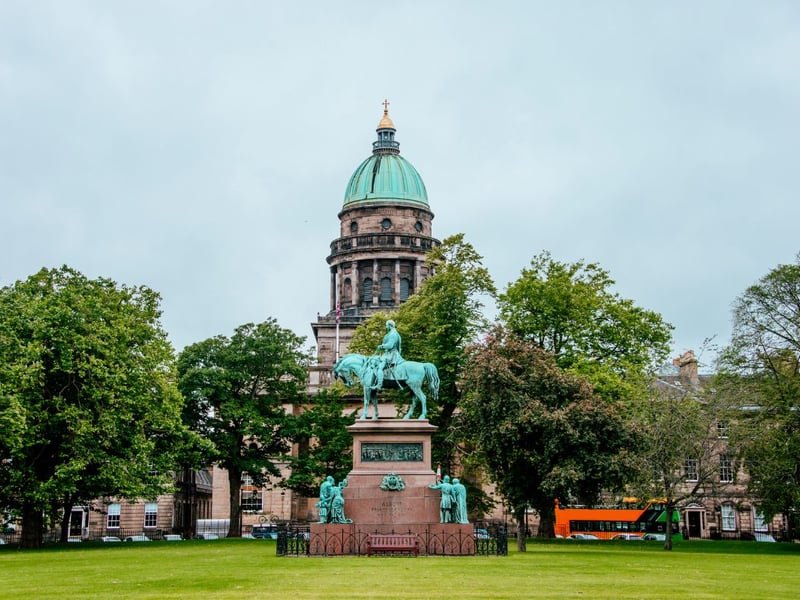 On the final weekend of the Edinburgh International Festival (August 26-27), the gardens at Charlotte Square will be open to the public as a musical oasis, where a soundscape of recorded music from the 2023 Festival classical music concerts will play throughout the garden. The soundscape will also feature Beethoven’s Ninth Symphony alongside archival recordings.