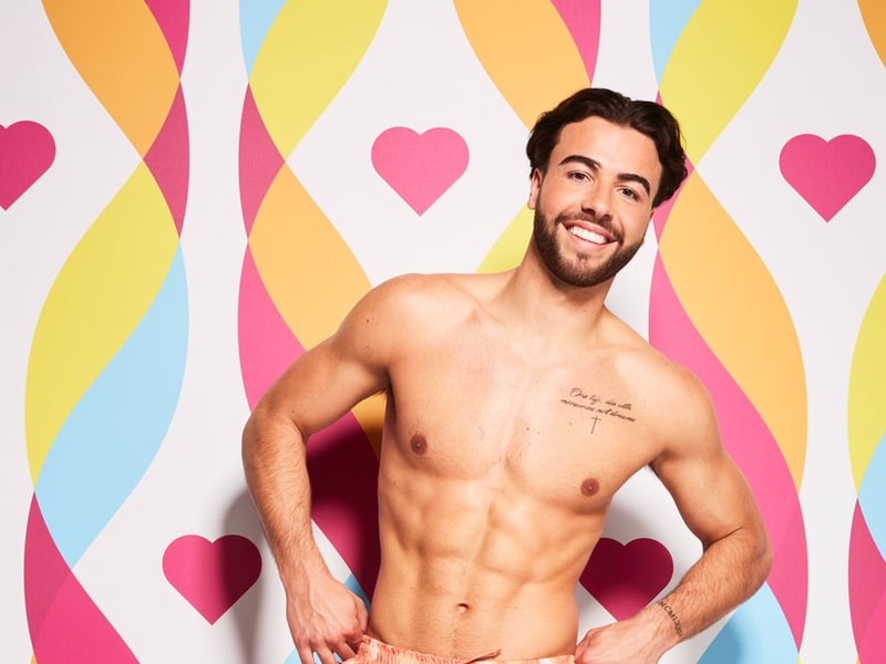 Sammy’s has had many options in the villa but seems to keep going back to Jess as his best connection. Can he win top boy? The bookies have seen his odds improve recently.