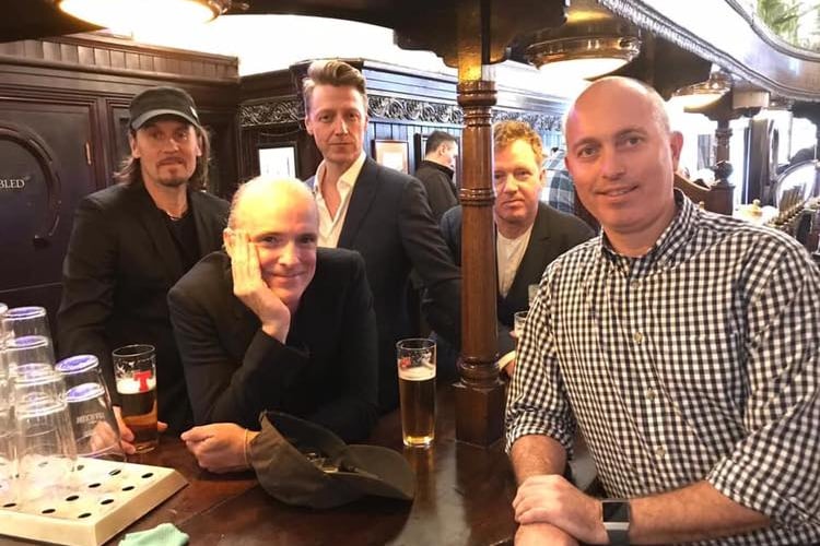 Fran Healy, Andy Dunlop, Dougie Payne and Neil Primrose of Travis choose The Horse Shoe Bar for pints. The band rehearsed in a room upstairs and Neil worked as a barman there when the band was formed.