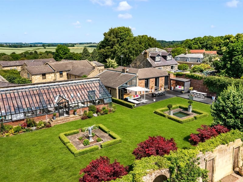 Oaklands House on Thorner Lane, Scarcroft is a modern and unique home set in stunning gardens.
The five bedroom property has been carefully renovated by it's current owners, and is now on the market for two and a half million.