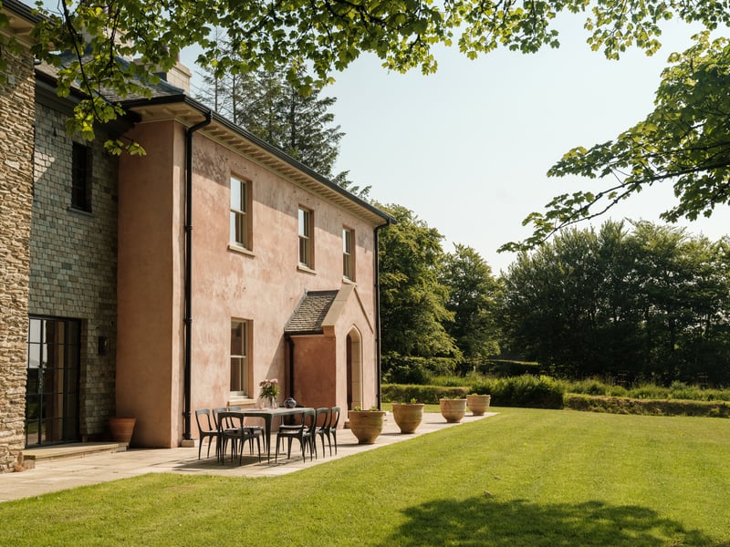 Barlemoor House sleeps up to 18 people - including your four-legged friends
