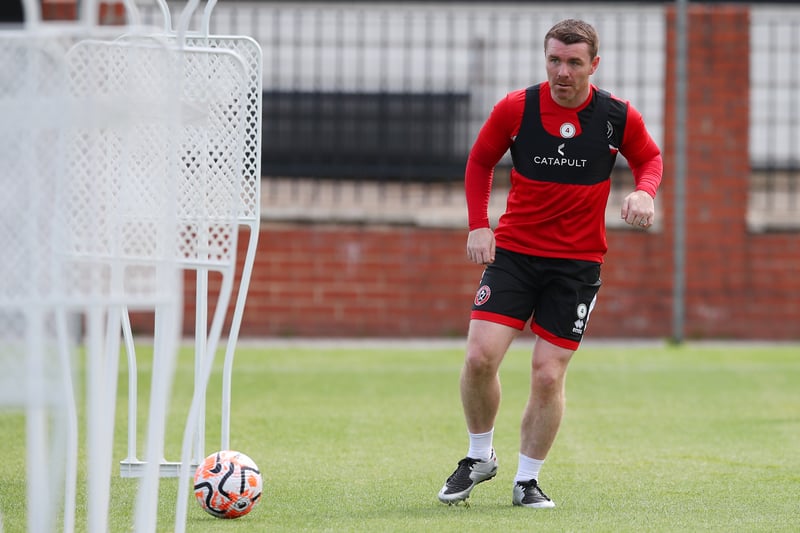 John Fleck back with the Blades after signing a new deal
