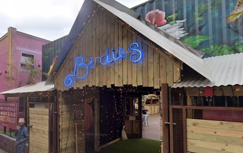 A tropical paradise within Digbeth - Birdies has a beautiful outdoor space which goes down a treat in the sunshine. Providing delicious cocktails, live coverage of sporting events and a weekly quiz, there’s something for everyone. 