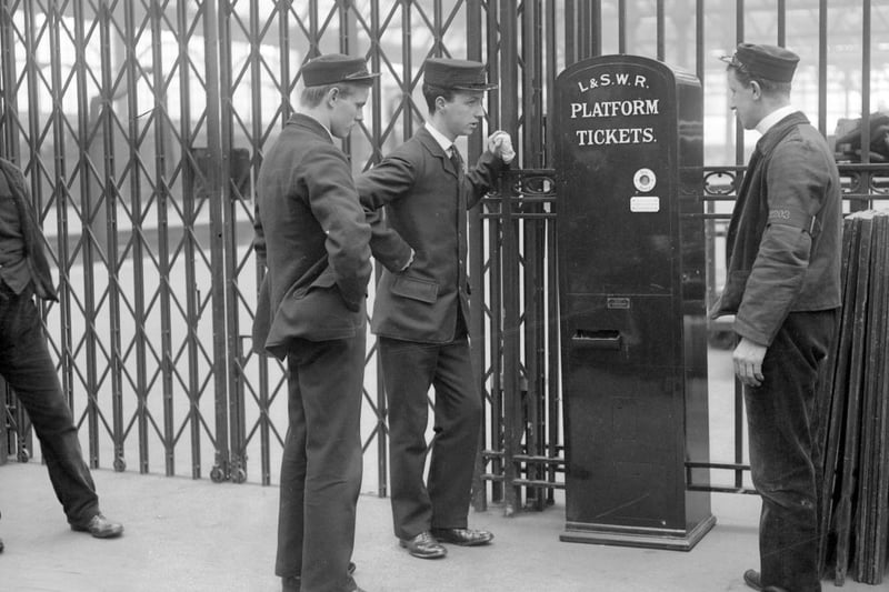 Mechanical coin-operated ticket machines came into use from 1904 onwards in London stations.
