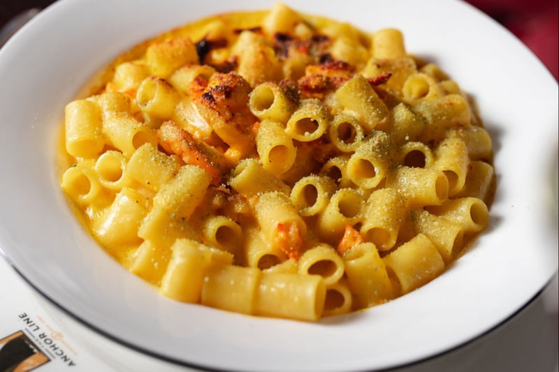 If you are looking for one of the city’s most lavish plates of macaroni, then look no further than Anchor Line who offer lobster mac & cheese which includes lobster meat, kings prawns, rich cheese sauce truffle oil and a grana padano crust. 