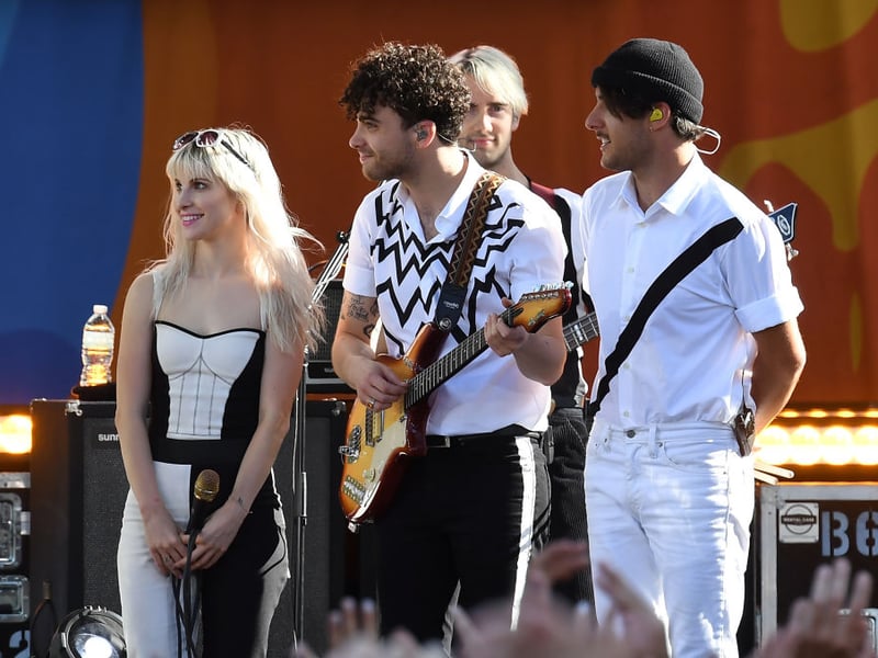 A low tempo, catchy pop track that showed a soulful side to the band. It still, of course, has a catchy chorus like the bulk of their back catalogue but was another After Laughter track that allowed us to see the human inside of Williams who, once again, showcased her band's strength lyrically and musically.