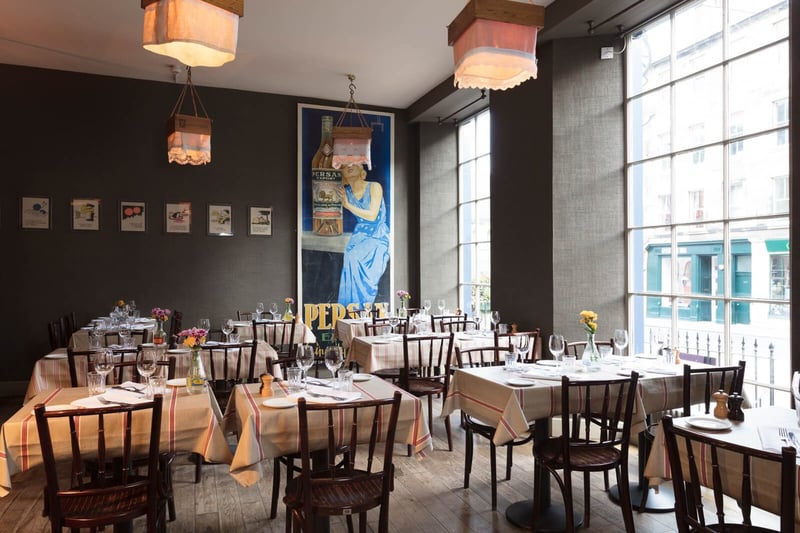 L’escargot bleu is a French bistro in Edinburgh’s city centre - and is well worth the trip from Glasgow for the great wine and even better French food produced with local ingredients