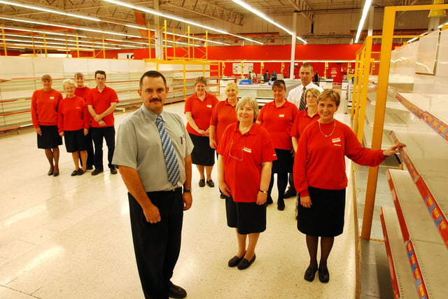 The staff at Kwik Save in Park Lane in 2003.
It first opened as a supermarket 17 years earlier.