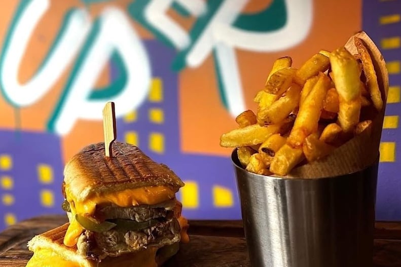 Grand Ave has a 4.8 rating on Google Reviews from 206 reviews and was handed five stars by the Food Standards Agency in March 2021. 📝 The venue aims to bring New York to West Kirby. 💬 “A proper hidden gem. Best burger I’ve had.”