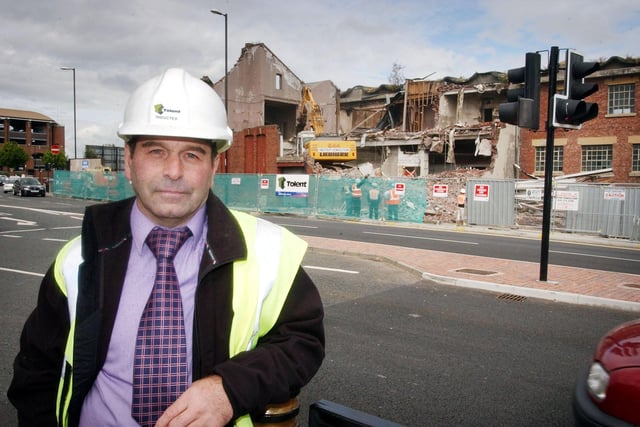Tolent site manager Dave Lumley next to the old Echo buildings in West Wear Street 18 years ago.