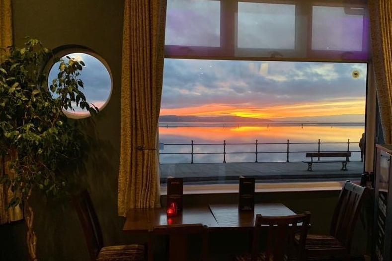Tanskeys Bistro has a 4.3 rating on Google Reviews from 496 reviews and was handed five stars by the Food Standards Agency in July 2022. 📝 Tanskeys Bistro is a small family run business located in the heart of West Kirby which offers 360° views overlooking the Marine Lake and Welsh Hills.
💬 ”Nice place, great view, nice menu and prices.”